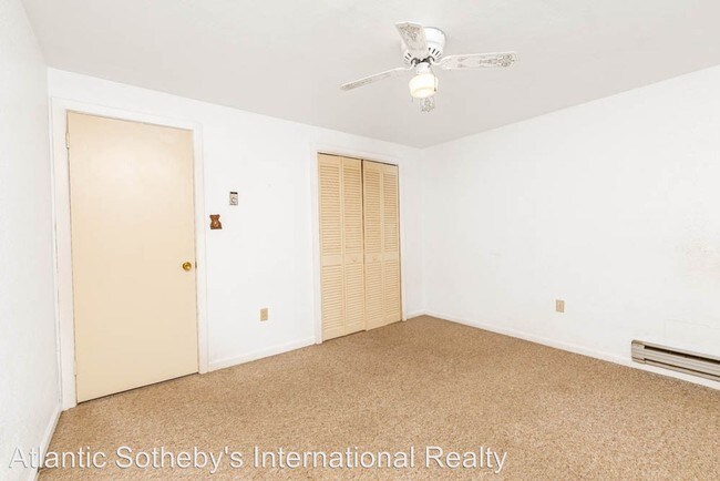Building Photo - 2 br, 1 bath House - 216 64th Street  Unit#A