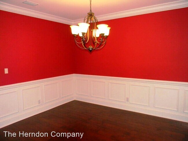Building Photo - 4 br, 2.5 bath House - 797 Lake Laurie Drive