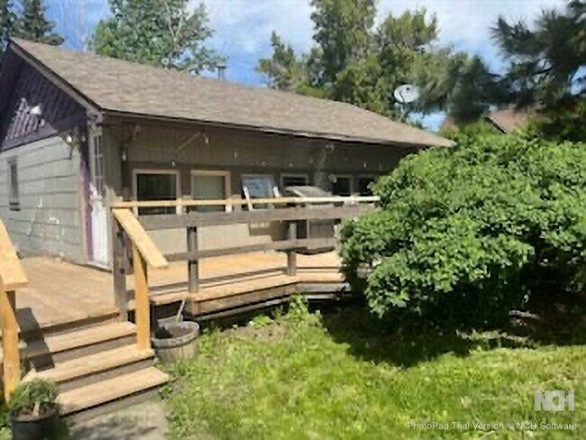 Building Photo - 407 S 10th Ave