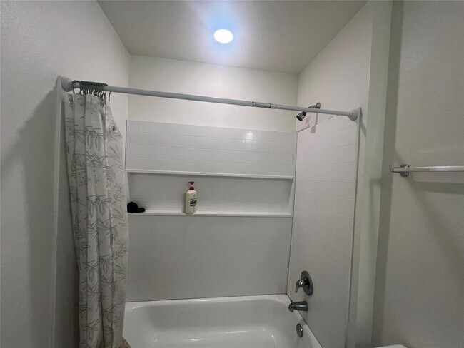 Building Photo - 14109 Vigilance St