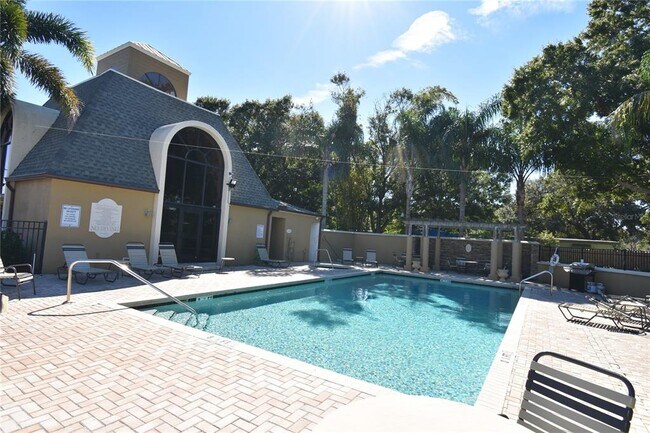 Building Photo - 10177 Sailwinds Blvd S