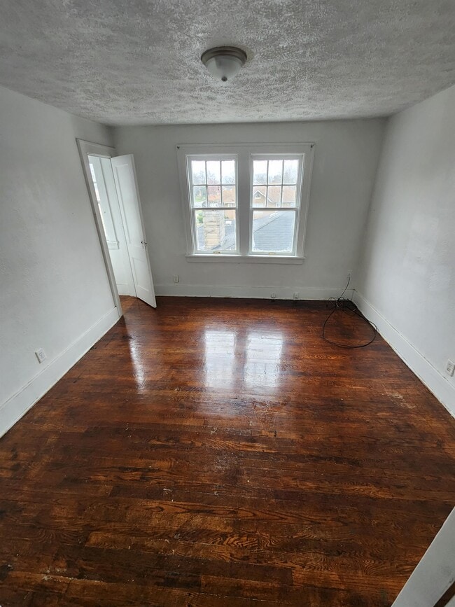 Building Photo - 2530 Bonds Ave