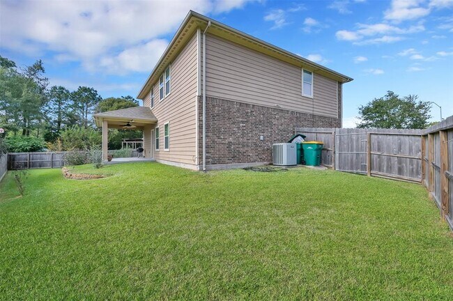 Building Photo - 946 Fife Dr