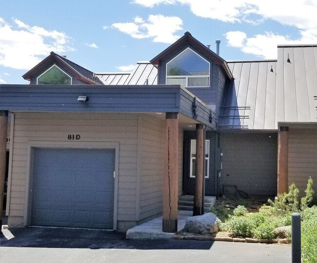 Building Photo - Long Term Rental- Forest Park 81D