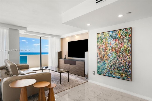 Building Photo - 5757 Collins Ave