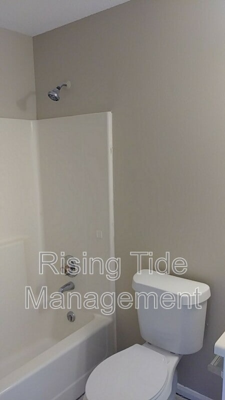 Building Photo - 1048 25th Ave