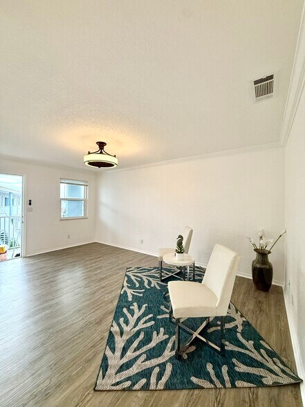Building Photo - 436 Auburn Dr