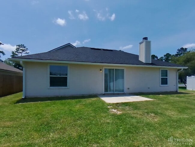 Building Photo - 1226 Summer Springs Drive