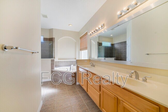 Building Photo - 5031 Blue Major Dr