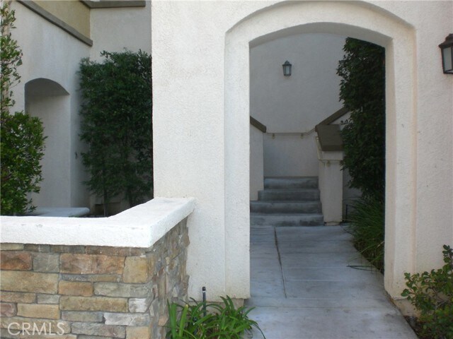 Building Photo - 26308 Arboretum Way
