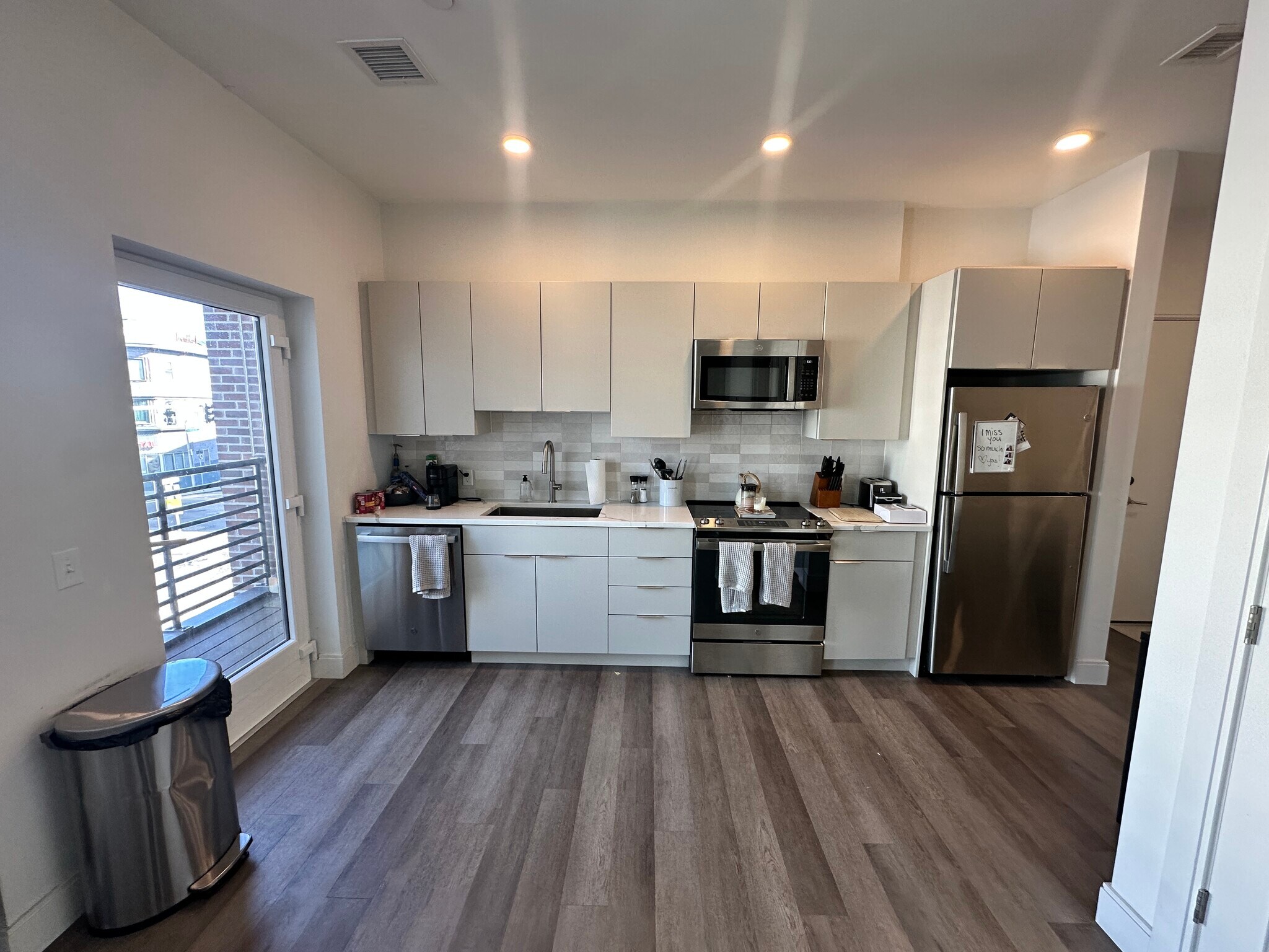 Building Photo - 951 Dorchester Ave