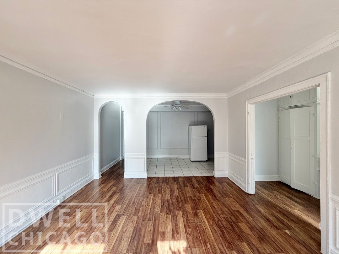 Building Photo - 2341 N Commonwealth Ave