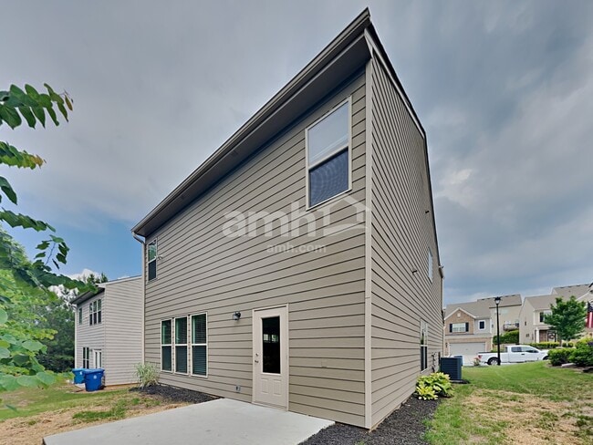 Building Photo - 1490 Aster Ives Dr