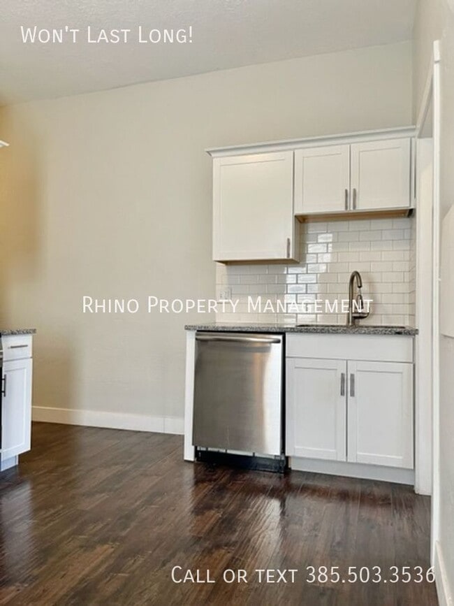 Building Photo - 576 N 400 W