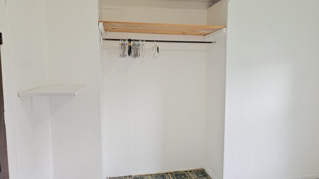 Building Photo - 86 Rockwell Ave