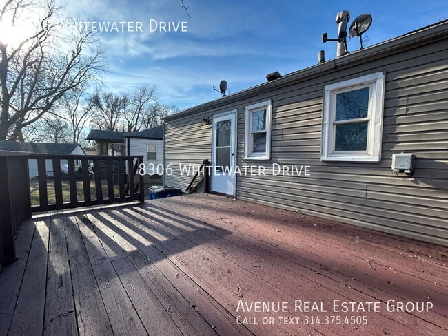 Building Photo - 8306 Whitewater Dr