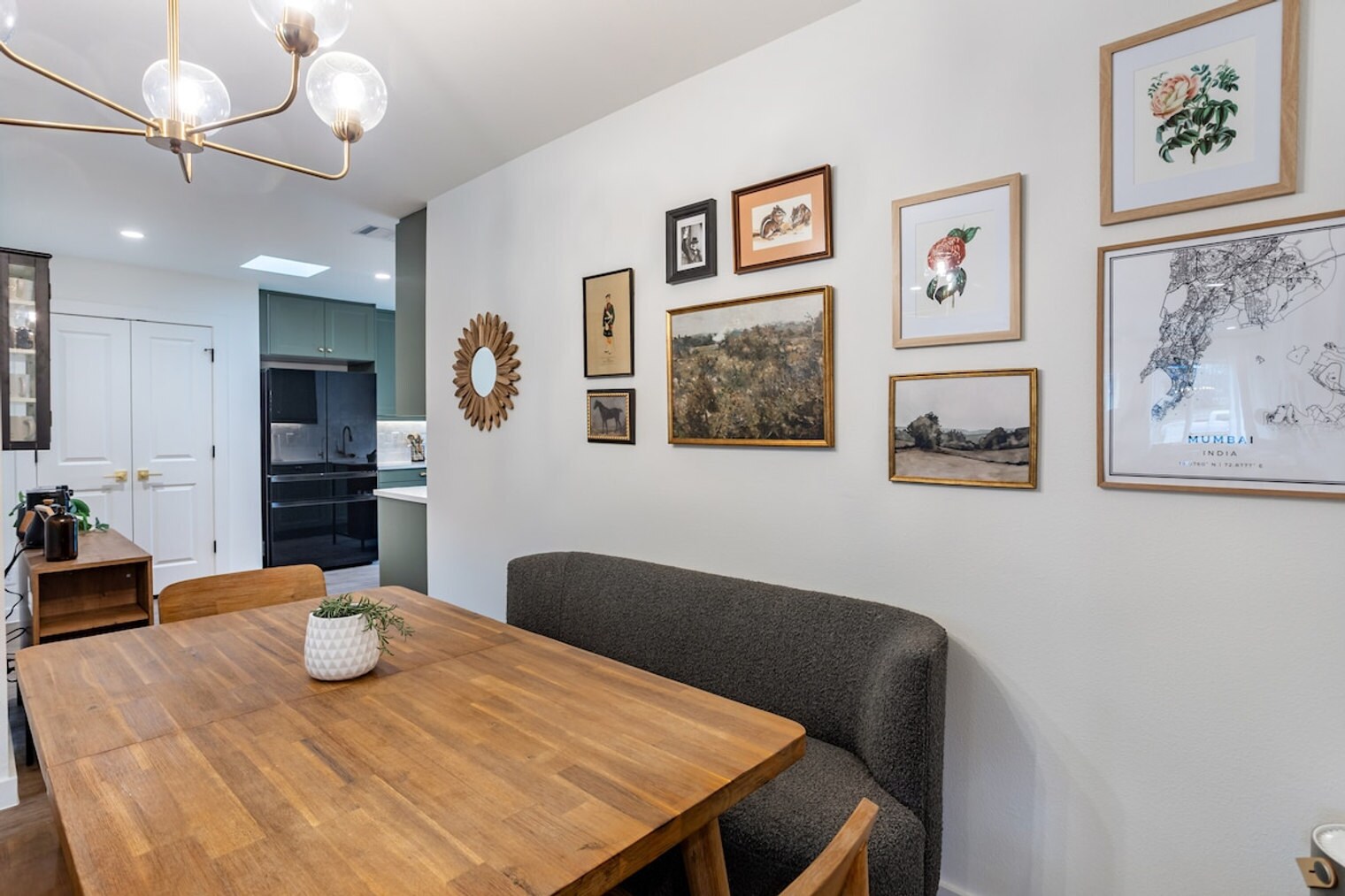 Building Photo - 1613 Berene Ave