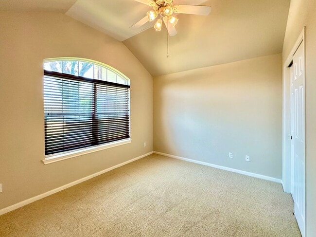 Building Photo - 1501 Santolina Ct