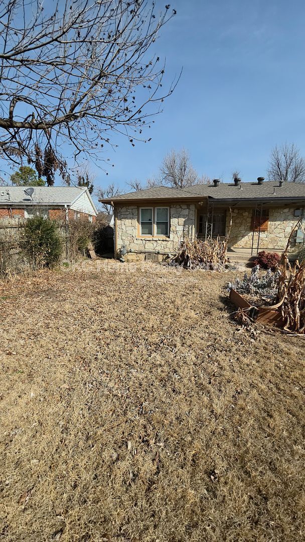 Building Photo - 3832 NW 17th St