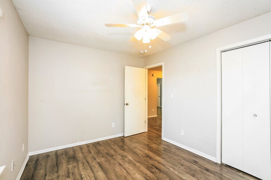 Building Photo - 7644 Windy Hill Way