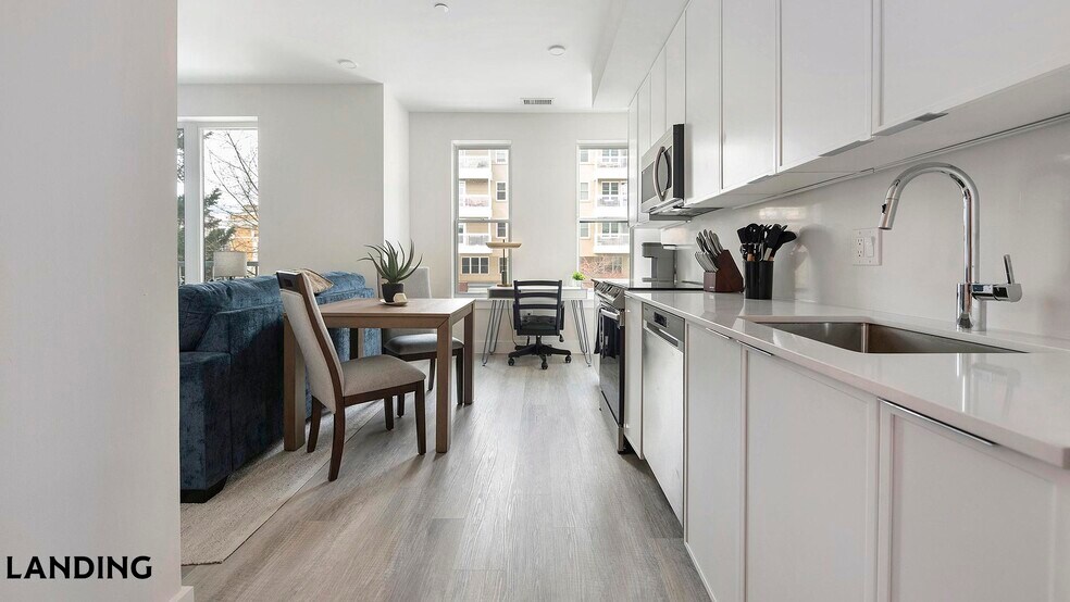 Building Photo - 2005 11th St NW