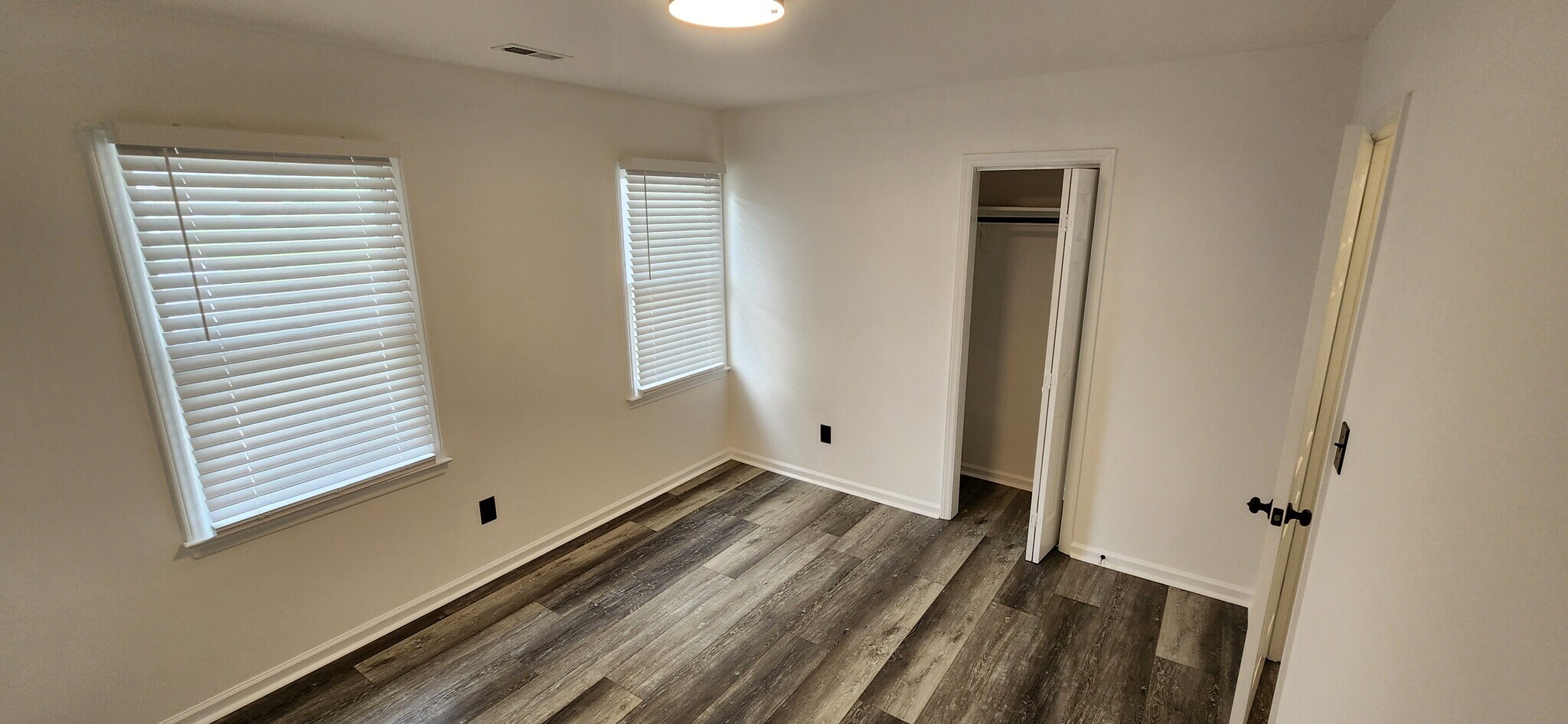 Second bedroom - 2110 Twin Ave
