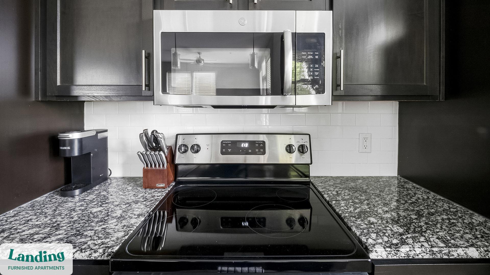 Building Photo - 115 Great Lawn Dr