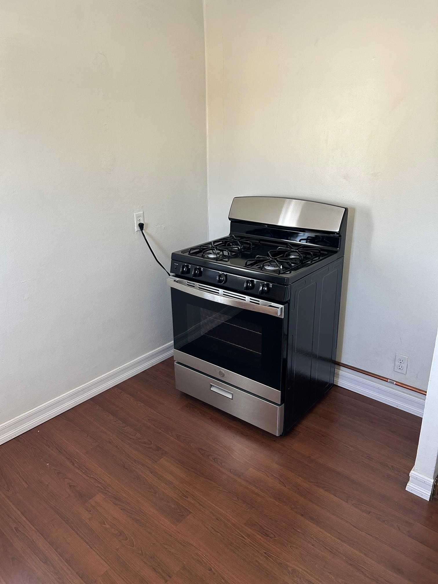 Stainless Steel Stove - 5555 Costello Ave