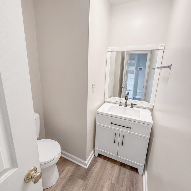 Building Photo - 2903 Cedar Creek Rd