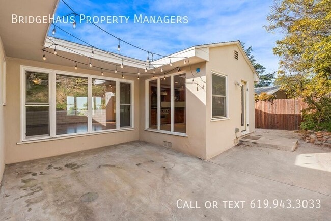 Building Photo - 4739 Hillcrest Ave