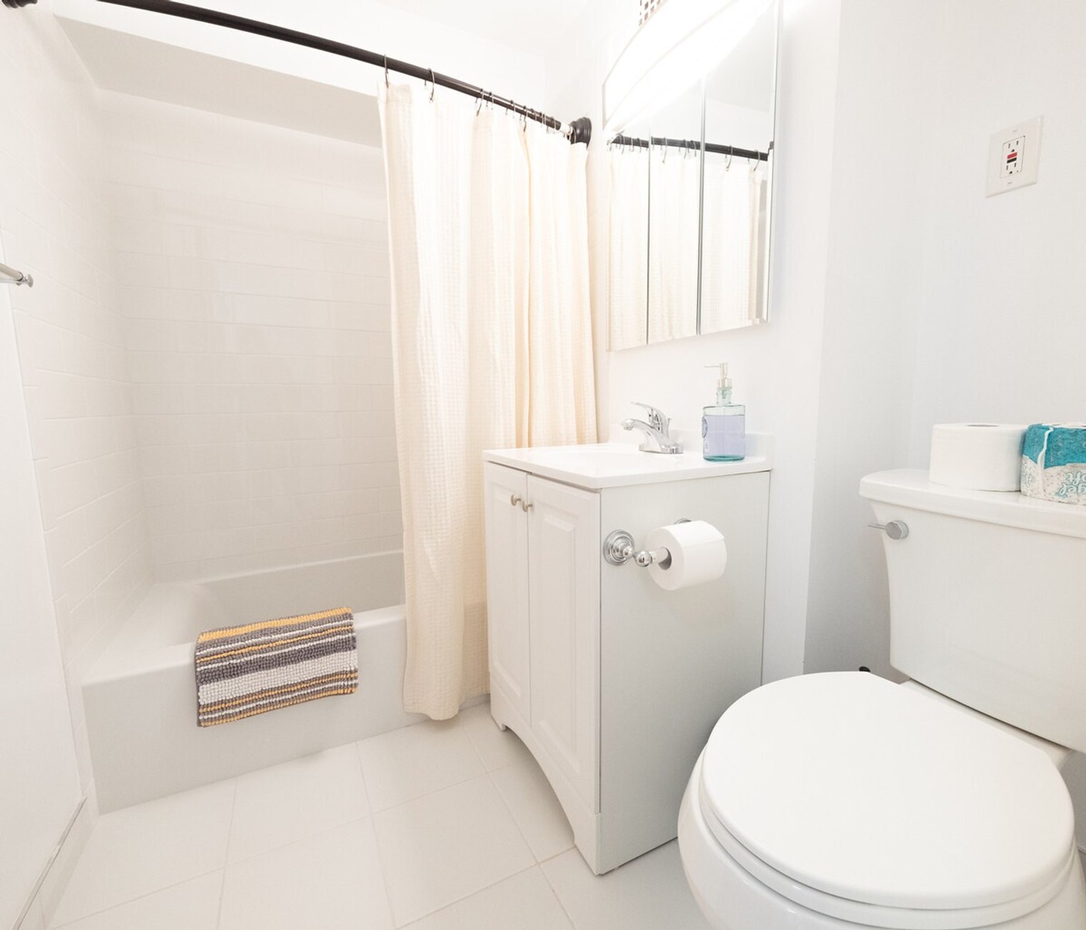 Building Photo - 28-30-30 W 86th St