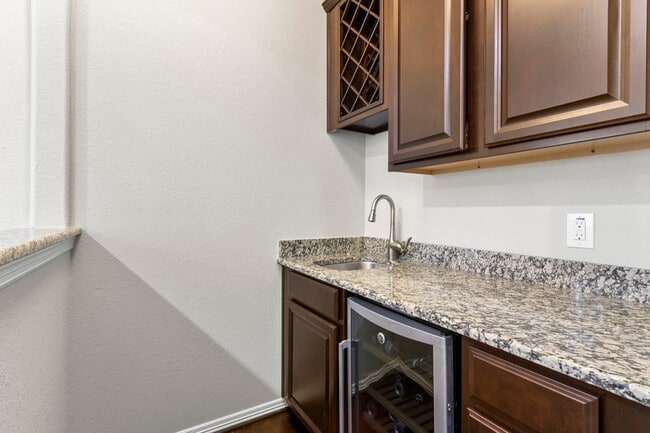 Building Photo - 23211 Belted Kingfisher Trail