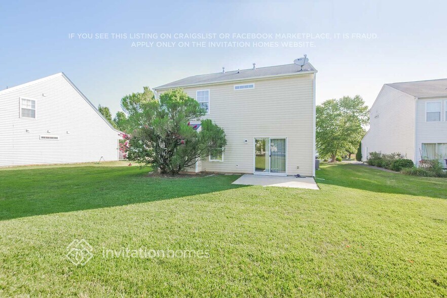 Building Photo - 1009 Fort Clapsop Ct