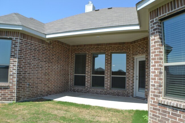 Building Photo - House For Lease in Venus!