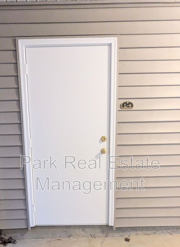 Building Photo - 511 Ives Ct