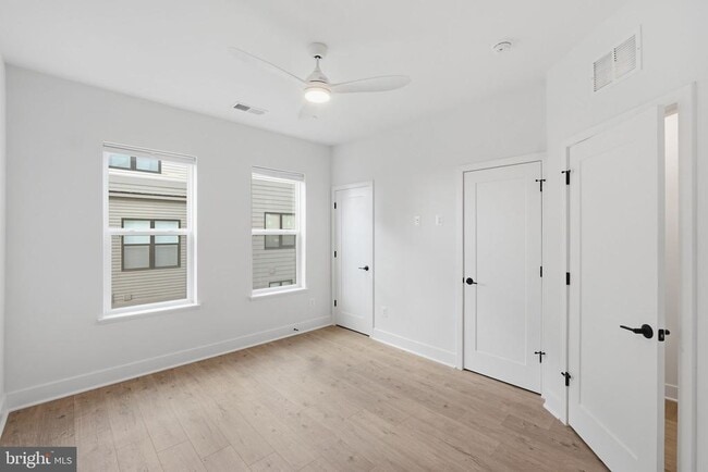 Building Photo - 5548 Topaz Ln
