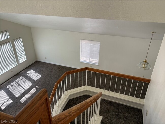 Building Photo - 5608 Red Bluff Dr