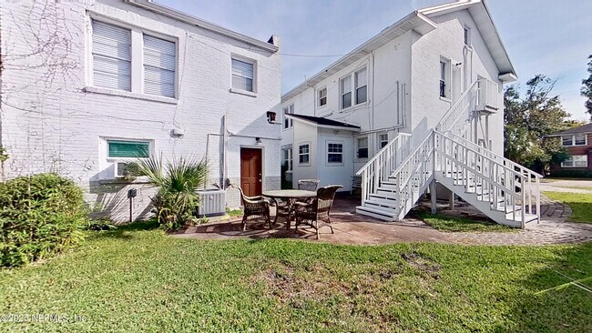 Building Photo - 1279 Belmont Terrace