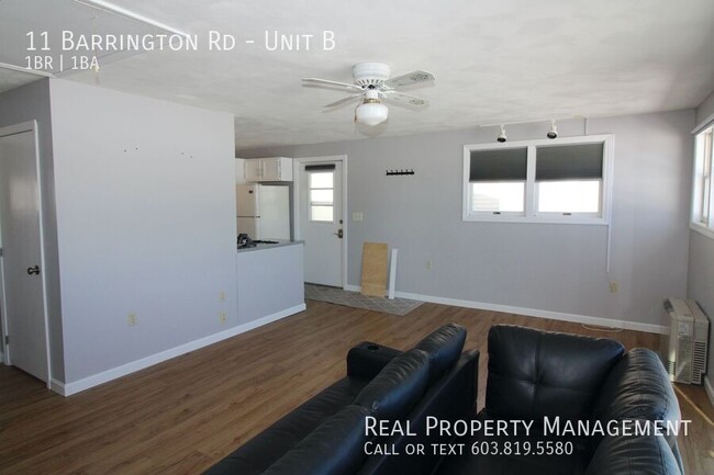 Building Photo - Spacious Waterfront 1 Bedroom on North Riv...