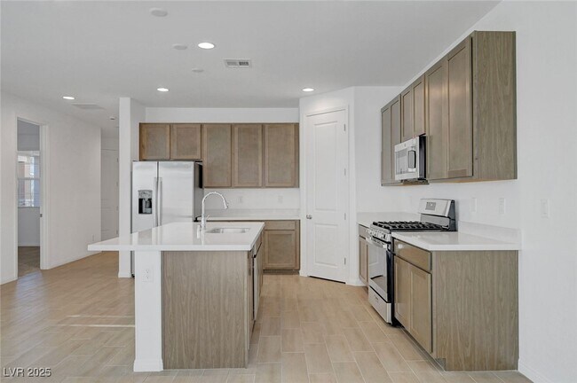Building Photo - 9885 Angel Valley Dr