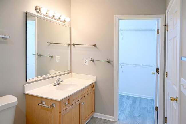 Building Photo - 8256 Tartan Ln