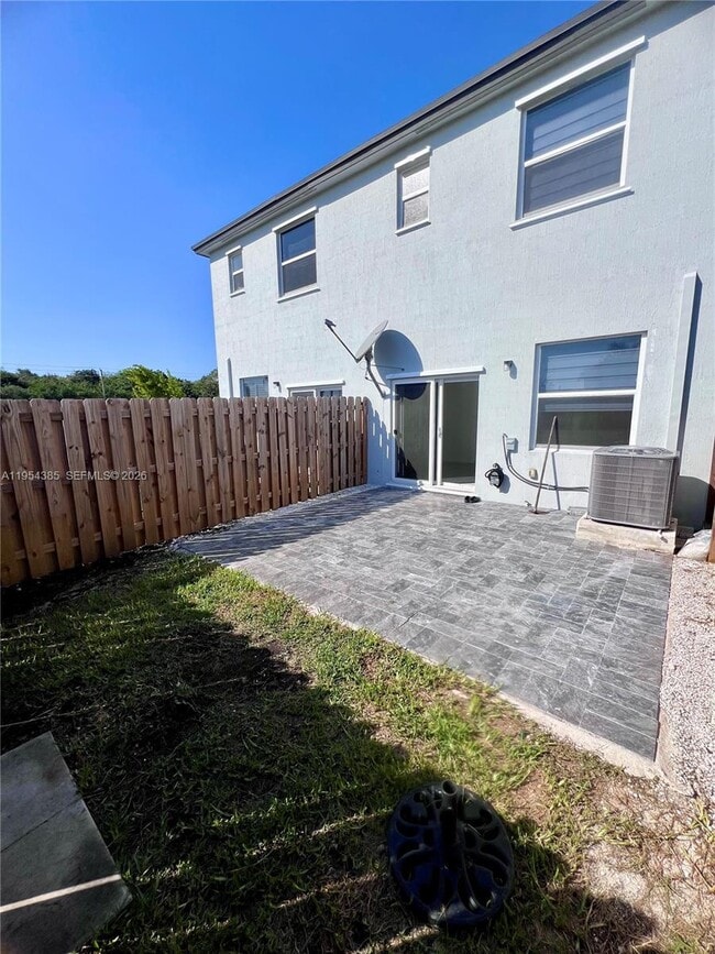 Building Photo - 17964 SW 358th St