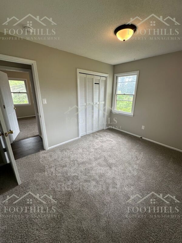 Building Photo - 122 Smith Dr