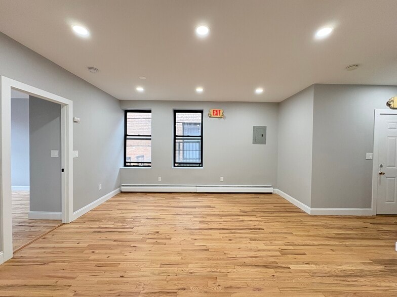 205 Union St 14 - 204 Union St