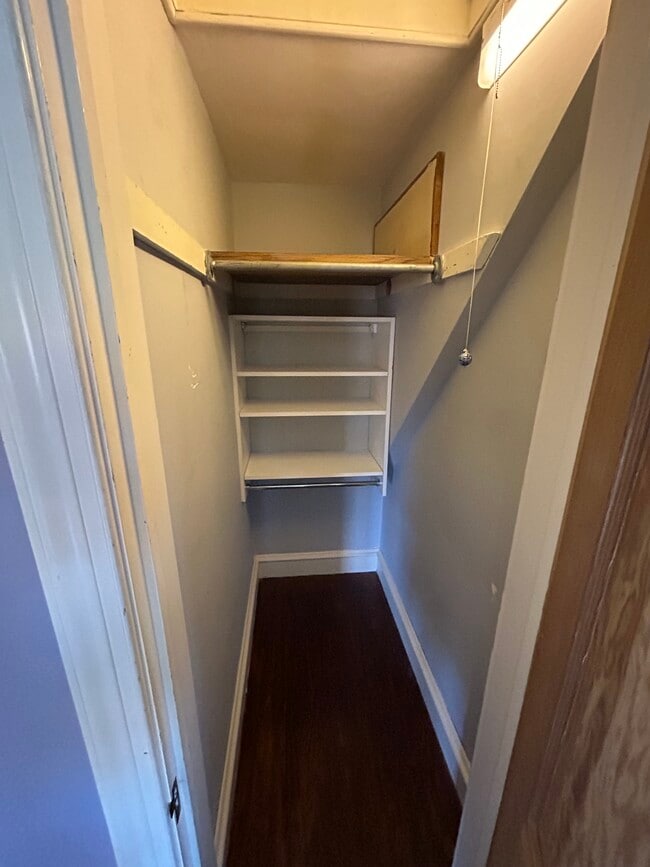 Building Photo - 1210 Fairview Ave