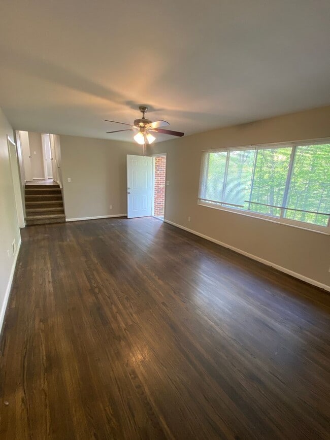 Building Photo - Beautiful 3BR Home – Comfort & Functionality