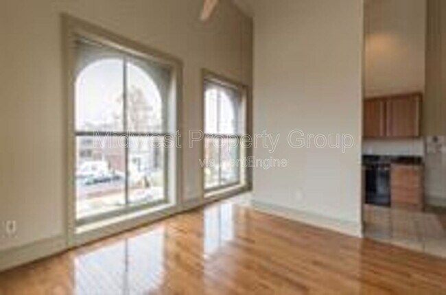 Building Photo - 4244 Chouteau Ave