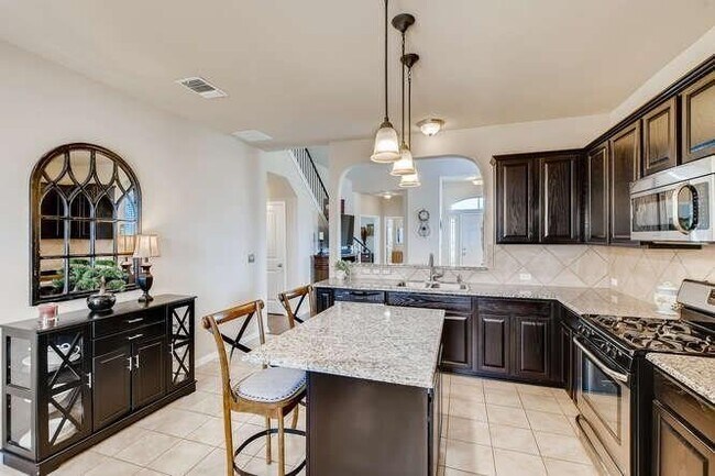 Building Photo - 1428 Bess Cove