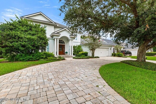 Building Photo - 1175 Eagle Point Dr