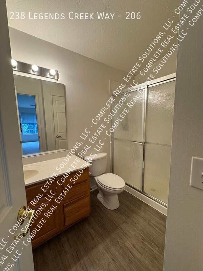 Building Photo - 238 Legends Creek Way